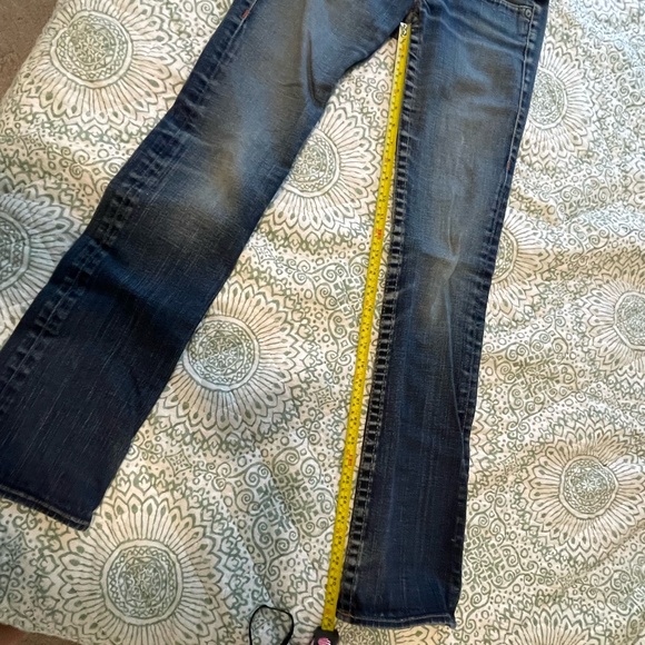 TRUE RELIGION denim jeans -- low rise -- size 26 - Picture 8 of 10
